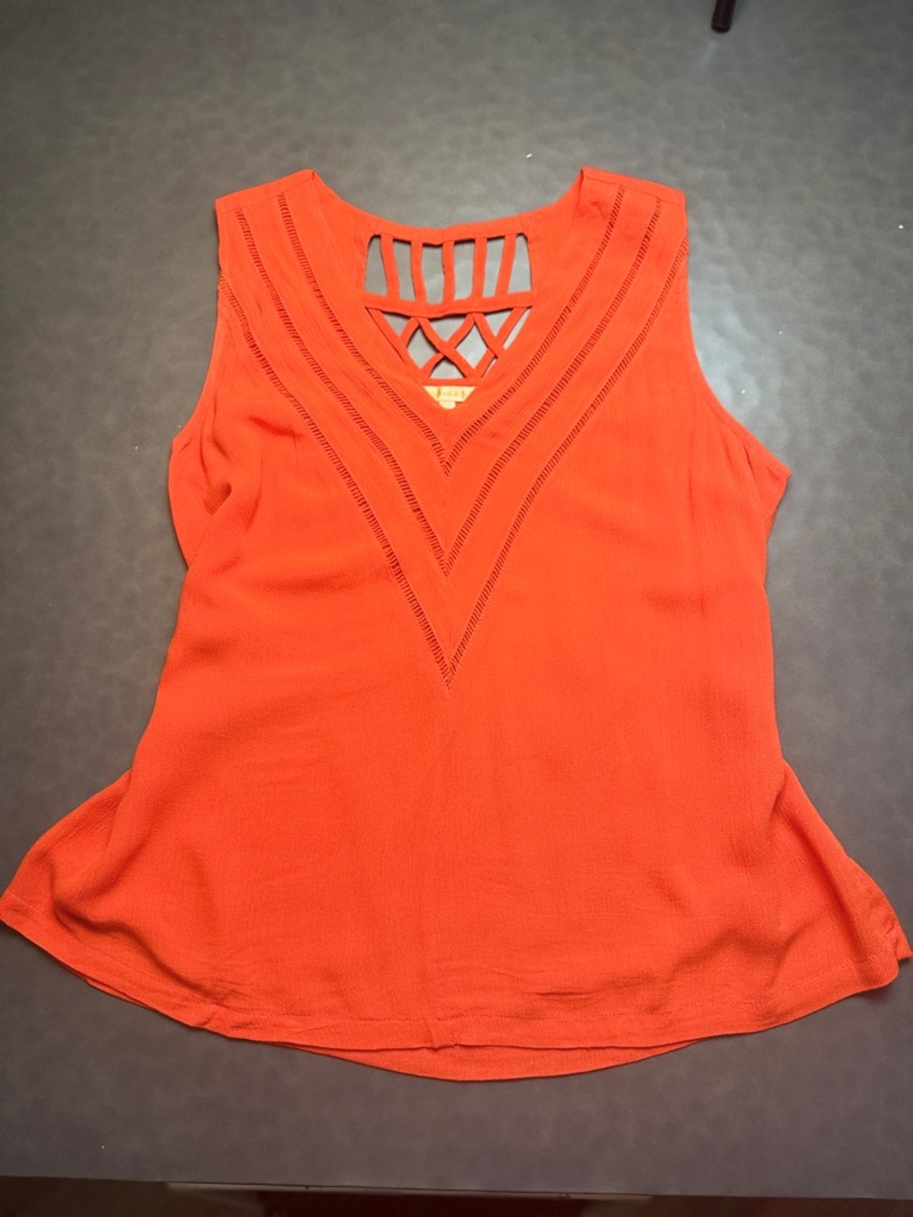 Coral Lattice Back Tank Top Size Large - Picture 2 of 7
